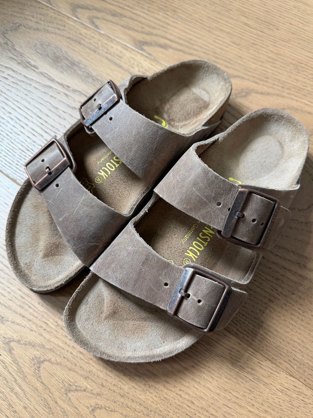 Birkenstock Arizona Soft Foot Bed - Brown Oiled Leather - Size 37 - Like New